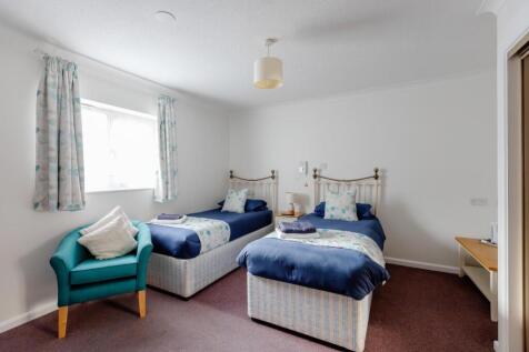 Amberley Court_15.jpg