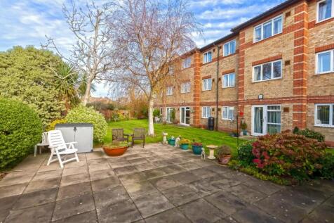 Amberley Court_14.jpg