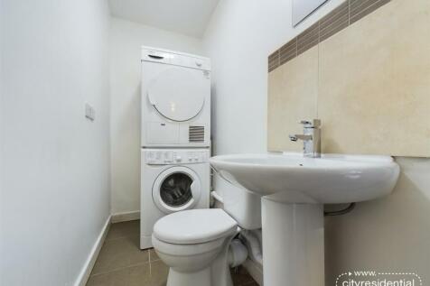 Communal WC/Utility