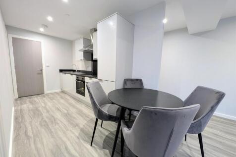 Dining/Kitchen