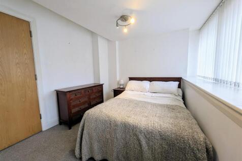 Master Bedroom.jpg