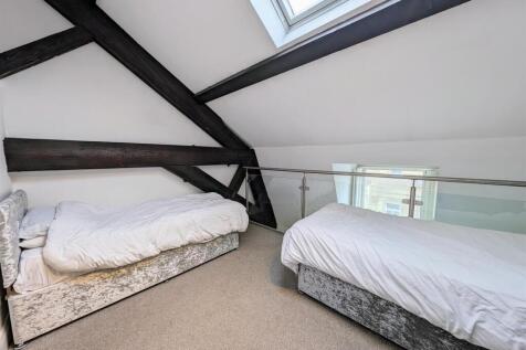 Bedroom 2.jpg