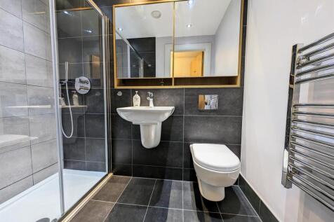 Ensuite.jpg