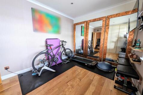 Bedroom 2.jpg