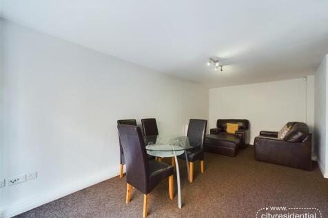 Living/Dining Area.jpg