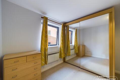 Bedroom.jpg