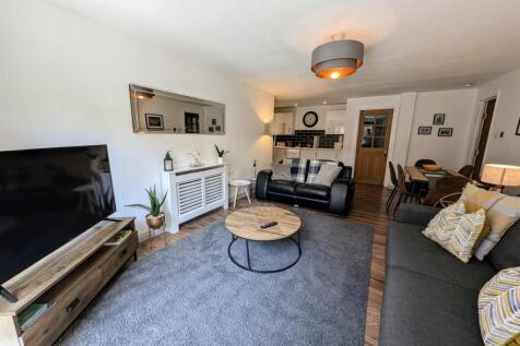 Living Room.jpg