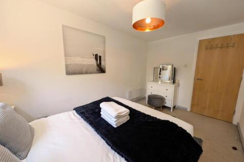 Bedroom 2jpg