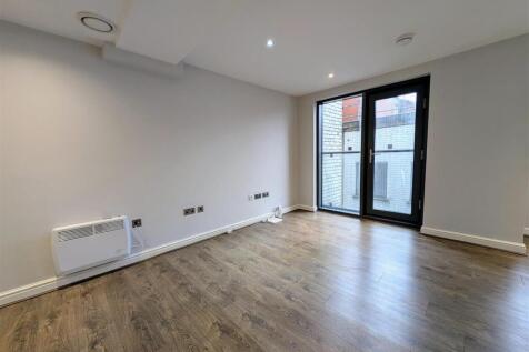 Living/Dining Roomjpg