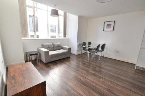 Living area pic 1