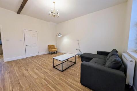 Living Room.jpg