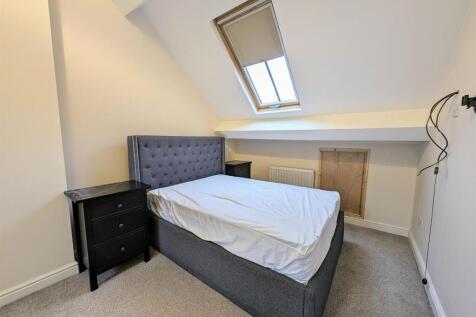 Master Bedroom.jpg