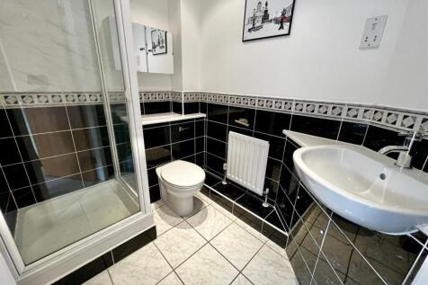 Ensuite.jpg