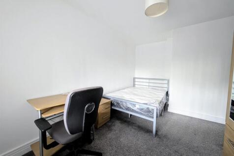 Master Bedroom.jpg
