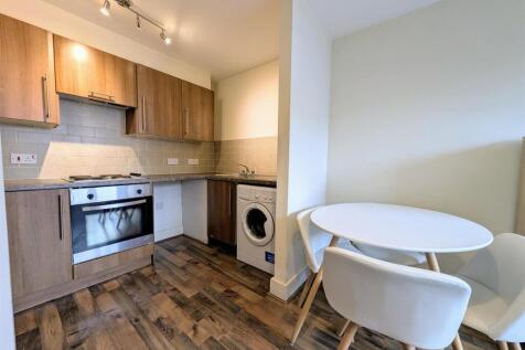 Kitchen/Dining Area