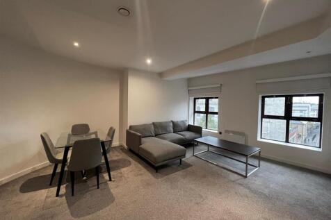 Living Space 2.jpg