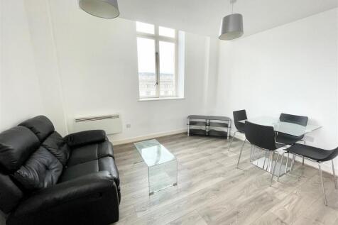 Living Room.jpg