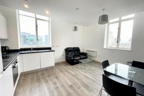 Living Room2.jpg