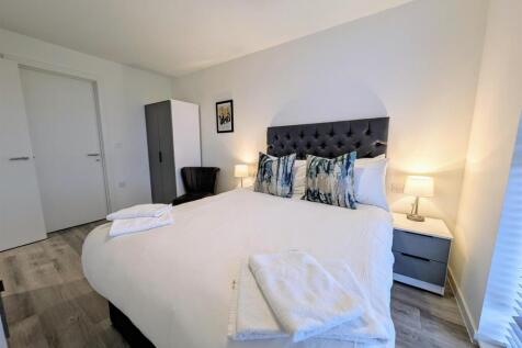 Master Bedroom.jpg