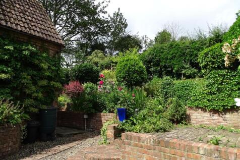 Private Gardens
