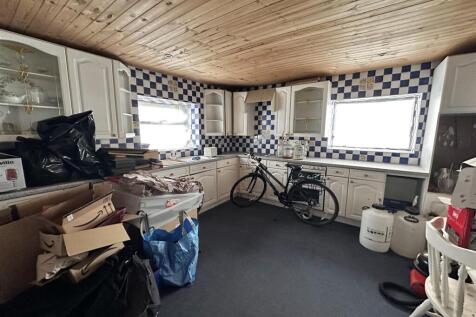 Previous Kitchen