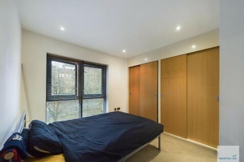 CAM03394G0-PR0058...