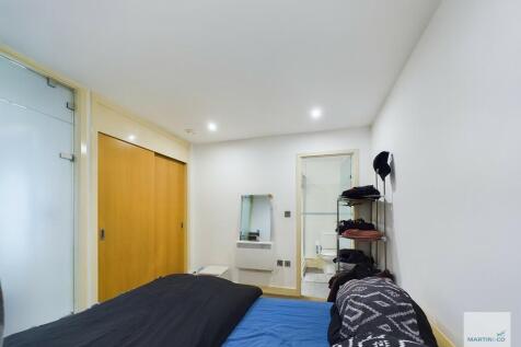 CAM03394G0-PR0058...