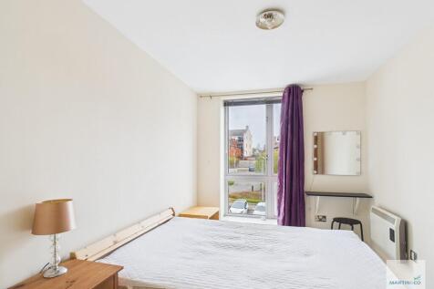 CAM03394G0-PR0390...