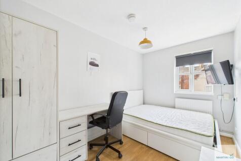 CAM03394G0-PR0345...