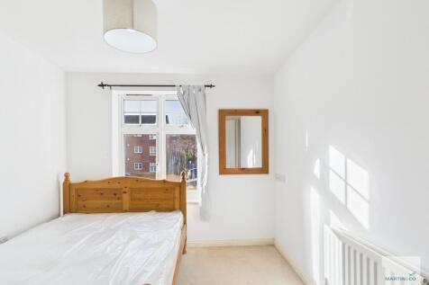 CAM03394G0-PR0398...