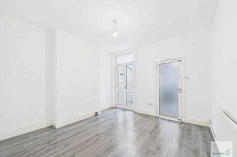 CAM03394G0-PR0387...