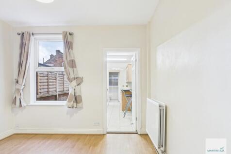 CAM03394G0-PR0395...