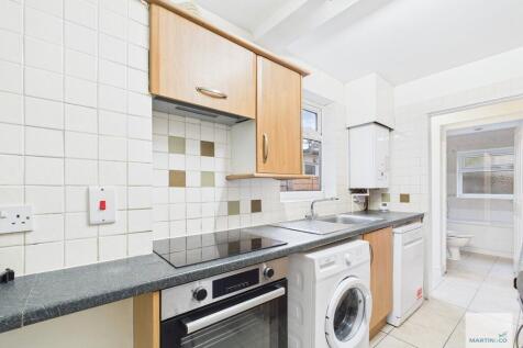 CAM03394G0-PR0395...