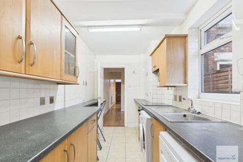 CAM03394G0-PR0395...