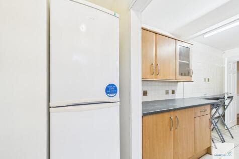 CAM03394G0-PR0395...