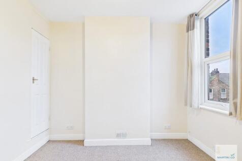 CAM03394G0-PR0395...