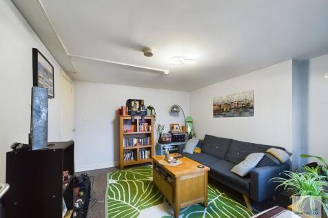 CAM03394G0-PR0085...