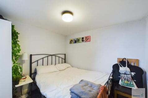 CAM03394G0-PR0085...