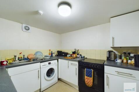 CAM03394G0-PR0085...