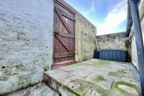 Rear Yard