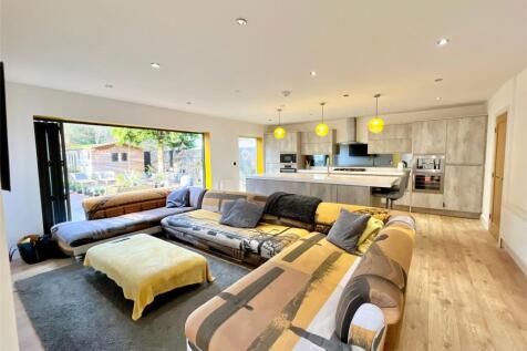 Kitchen/Diner/Family
