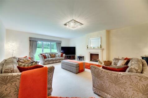 Formal Lounge