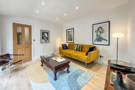 Bedroom 4/Reception