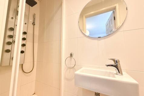 Second Ensuite