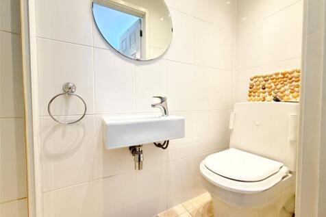 Second Ensuite
