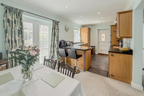 Dining Area/Kitchen