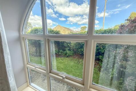 Lounge Window