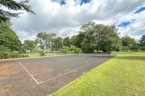 Comm. Tennis Court
