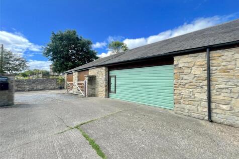 Garage/Workshop