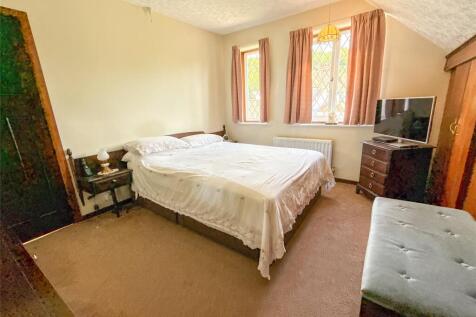 Bedroom On